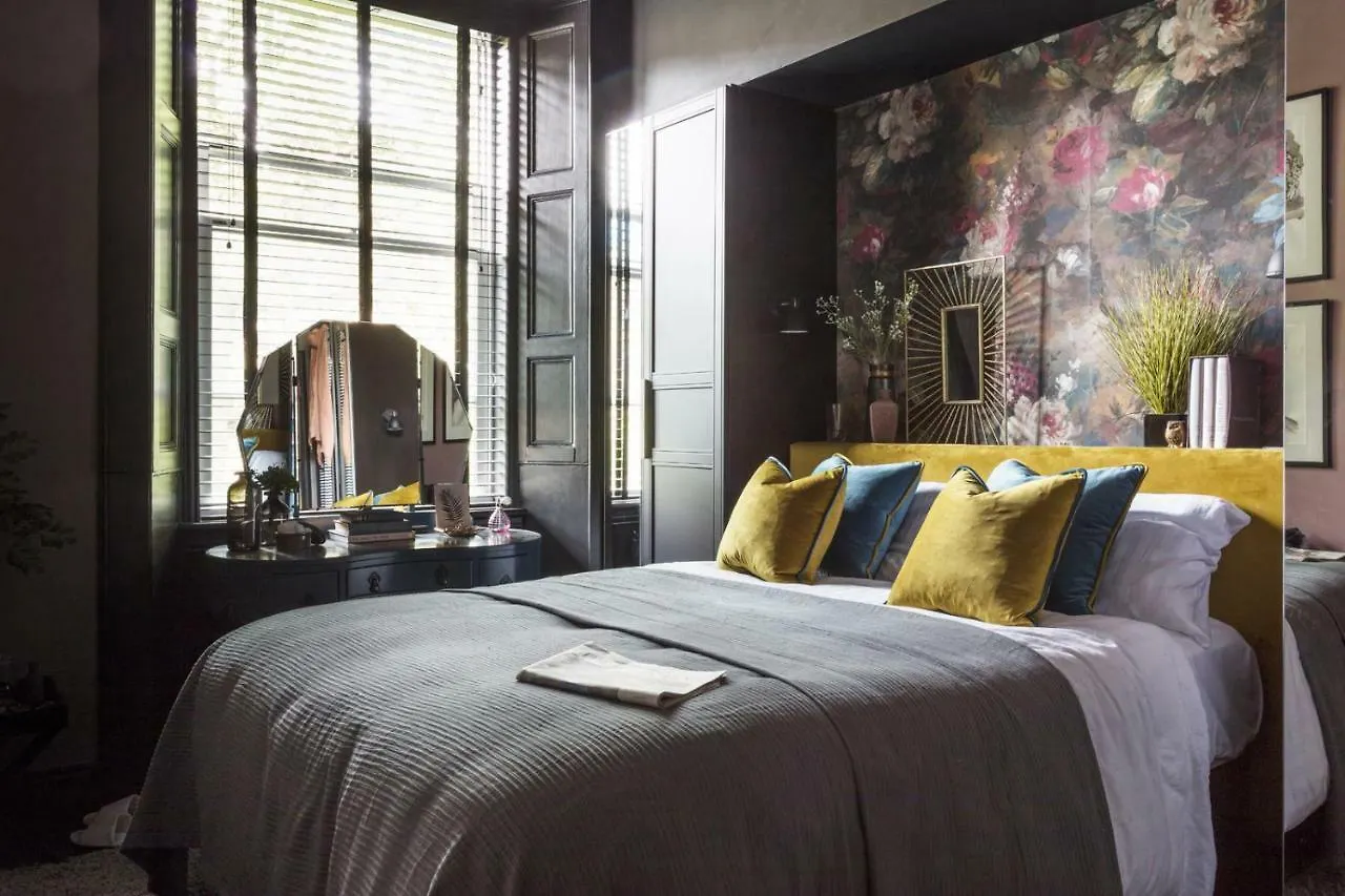 Luxury Boutique Apt In Fashionable Stockbridge 5* Edinburgh 0*,  Egyesült Királyság